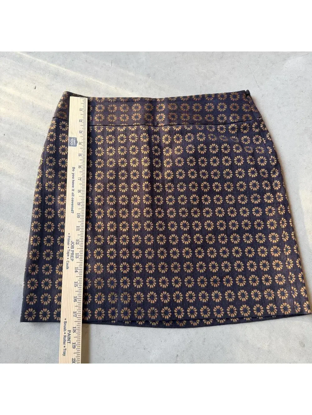 Flower Mini Skirt by LOFT Cute Artsy Funky Geometric Patterned Size 8